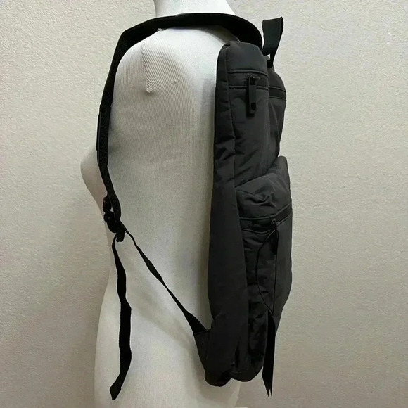 NEW Ted Baker London Crayve Slim Sleek Paper Touch Nylon Backpack - Picture 4 of 5